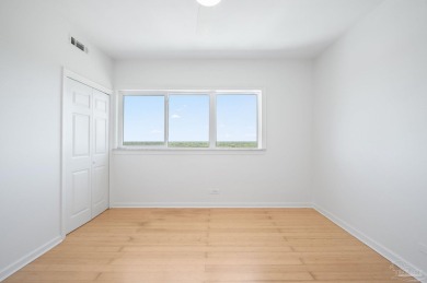 Fantastic unit for a great price. End unit with both golf course on Pensacola Country Club in Florida - for sale on GolfHomes.com, golf home, golf lot