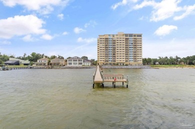 Fantastic unit for a great price. End unit with both golf course on Pensacola Country Club in Florida - for sale on GolfHomes.com, golf home, golf lot