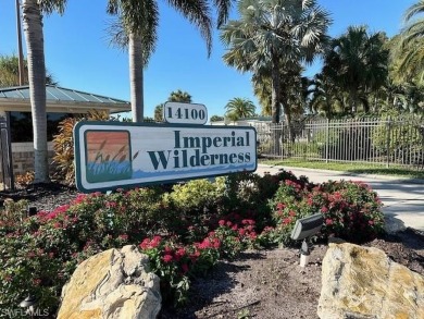 Open floor plan, high ceilings, a true 2Br/2Ba, and new roof in on The Rookery At Marco in Florida - for sale on GolfHomes.com, golf home, golf lot