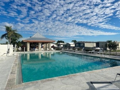 Open floor plan, high ceilings, a true 2Br/2Ba, and new roof in on The Rookery At Marco in Florida - for sale on GolfHomes.com, golf home, golf lot