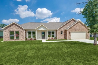 Discover modern comfort and style in this beautifully built new on The Club At Runaway Bay in Texas - for sale on GolfHomes.com, golf home, golf lot