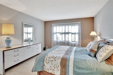 Discover convenience and comfort in this condo unit located in on Sunrise Lakes Phase III in Florida - for sale on GolfHomes.com, golf home, golf lot