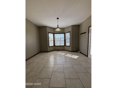 Beautifully Maintained Briarbrook Home with Detached on Briarbrook Golf Course in Missouri - for sale on GolfHomes.com, golf home, golf lot