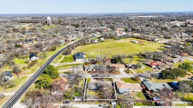 This home is ready for a refresh and packed with opportunity! on Corsicana Country Club in Texas - for sale on GolfHomes.com, golf home, golf lot