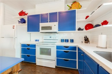 This 4 bedroom, 3 1/2 bathroom beach home including two on Palmilla Beach Golf Club in Texas - for sale on GolfHomes.com, golf home, golf lot