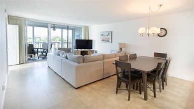 Elegant and beautifully furnished 3-bedroom, 2-bath condo in on Palm-Aire Country Club and Resort - Palms in Florida - for sale on GolfHomes.com, golf home, golf lot