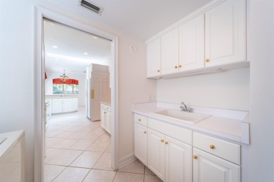 First time on the market! Nestled in the sought-after Greens of on Killearn Country Club and Inn in Florida - for sale on GolfHomes.com, golf home, golf lot