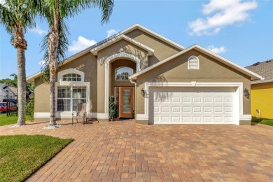 EXPERIENCE THE FLORIDA LIFESTYLE--PERFECT FOR PRIMARY LIVING OR on Southern Dunes Golf and Country Club in Florida - for sale on GolfHomes.com, golf home, golf lot