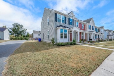 Like-new, two-story townhome, built in 2020 on a corner lot with on Bide-A-Wee Golf Course in Virginia - for sale on GolfHomes.com, golf home, golf lot