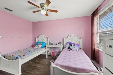 Welcome to refined living in the heart of Sienna Greens.
This on Inverrary Country Club in Florida - for sale on GolfHomes.com, golf home, golf lot