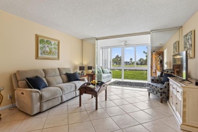 YOUR SHIP HAS COME IN. IMMACULATE MOVE IN CONDITION FIRST FLOOR on  in Florida - for sale on GolfHomes.com, golf home, golf lot