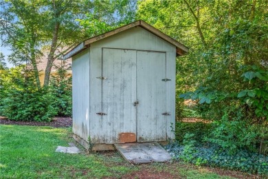 ***The seller is offering $10K in BUYER CONCESSIONS with on Oak Valley Golf Club in North Carolina - for sale on GolfHomes.com, golf home, golf lot