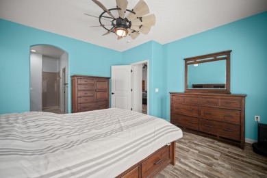 Welcome to this beautiful 3-bedroom, 2-bathroom home located in on Sunriver Golf Club in Utah - for sale on GolfHomes.com, golf home, golf lot