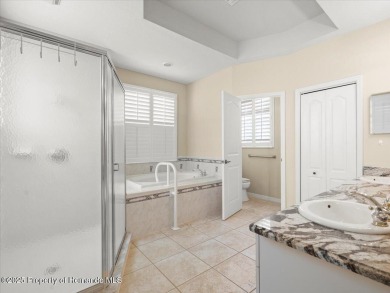Located in Glen Lakes, this Addison built maintained home is on Glen Lakes Country Club in Florida - for sale on GolfHomes.com, golf home, golf lot