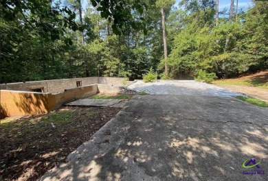 Luxury living in a premier community located in cul-de-sac on on Canongate At Healy Point Country Club in Georgia - for sale on GolfHomes.com, golf home, golf lot