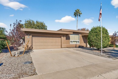 Wonderful 2-bed, 1-bath home with an enclosed Arizona room for on Sun City Riverview Golf Course in Arizona - for sale on GolfHomes.com, golf home, golf lot