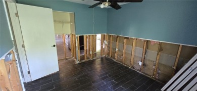 BACK ON THE MARKET! Buyer Funding Issue. Investor Opportunity in on Quail Hollow Golf and Country Club in Florida - for sale on GolfHomes.com, golf home, golf lot