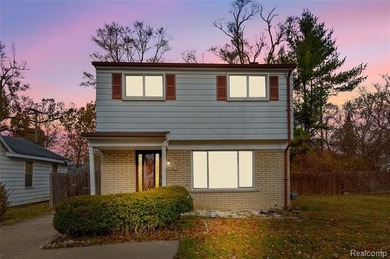 Don't miss this opportunity to own a colonial with a great on Evergreen Hills Golf Course in Michigan - for sale on GolfHomes.com, golf home, golf lot