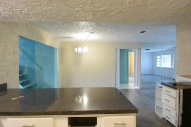One or more photo(s) has been virtually staged. Welcome to your on Heather Golf and Country Club in Florida - for sale on GolfHomes.com, golf home, golf lot