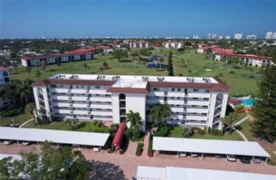 FREE HOA QUARTERLY FEES for 1 year!!! YOU CAN AFFORD to LIVE and on High Point Country Club in Florida - for sale on GolfHomes.com, golf home, golf lot