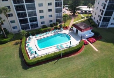 FREE HOA QUARTERLY FEES for 1 year!!! YOU CAN AFFORD to LIVE and on High Point Country Club in Florida - for sale on GolfHomes.com, golf home, golf lot