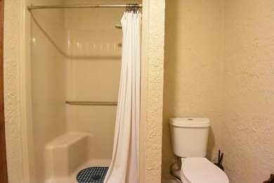 One or more photo(s) has been virtually staged. Welcome to your on Heather Golf and Country Club in Florida - for sale on GolfHomes.com, golf home, golf lot