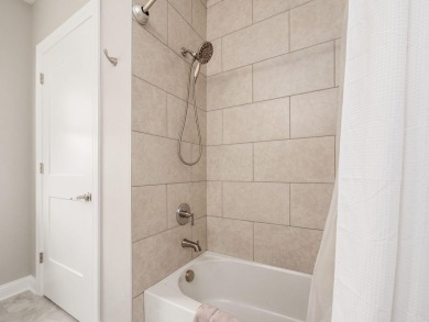 Immaculate and better than new, this 2nd-floor end-unit condo in on Little Turtle Golf Club in Ohio - for sale on GolfHomes.com, golf home, golf lot