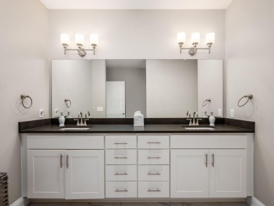 Immaculate and better than new, this 2nd-floor end-unit condo in on Little Turtle Golf Club in Ohio - for sale on GolfHomes.com, golf home, golf lot