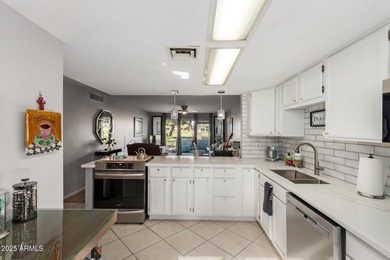 Wonderful opportunity to winter in this beautiful Fountain of on Fountain of the Sun Country Club in Arizona - for sale on GolfHomes.com, golf home, golf lot