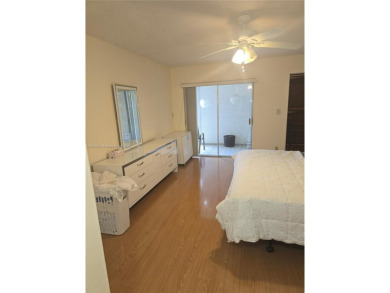 WELL KEPT 2BEDROOM 2 BATHROOM FOR 55+ALL FURNISHED .HOA INCLUDE on Inverrary Country Club in Florida - for sale on GolfHomes.com, golf home, golf lot