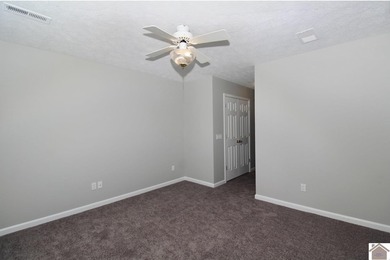 This beautifully updated patio home offers the perfect blend of on Arrowhead Golf Club in Kentucky - for sale on GolfHomes.com, golf home, golf lot