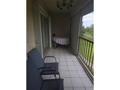 WELL KEPT 2BEDROOM 2 BATHROOM FOR 55+ALL FURNISHED .HOA INCLUDE on Inverrary Country Club in Florida - for sale on GolfHomes.com, golf home, golf lot
