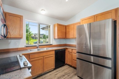 Here is a great opportunity to purchase a (4) bedroom home on Prairie Falls Golf Club in Idaho - for sale on GolfHomes.com, golf home, golf lot