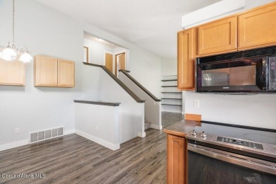 Here is a great opportunity to purchase a (4) bedroom home on Prairie Falls Golf Club in Idaho - for sale on GolfHomes.com, golf home, golf lot