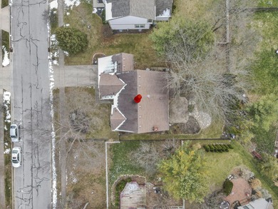 Welcome to 7352 Old Creek Lane, an updated home in Canal on Westchester Golf Course in Ohio - for sale on GolfHomes.com, golf home, golf lot