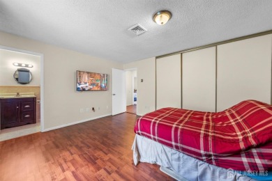Public: Discover easy one-level living in this charming end unit on Clearbrook Golf Club in New Jersey - for sale on GolfHomes.com, golf home, golf lot