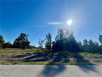 This residential property in Cape Haze East is situated on a on Rotonda Golf and Country Club The Links Course in Florida - for sale on GolfHomes.com, golf home, golf lot