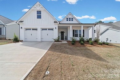 Welcome Home to 14083 Bobby Jones Dr! This beautifully designed on Edgewater Golf Club in South Carolina - for sale on GolfHomes.com, golf home, golf lot