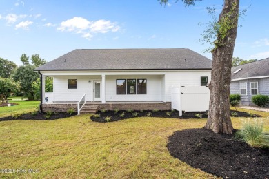 This gorgeous new construction home is MOVE IN READY! 3 bedrooms on Brunswick Plantation and Golf Resorts in North Carolina - for sale on GolfHomes.com, golf home, golf lot