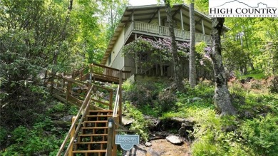 Location, acreage, privacy and room for all. That is what this on Beech Mountain Club in North Carolina - for sale on GolfHomes.com, golf home, golf lot