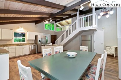 Location, acreage, privacy and room for all. That is what this on Beech Mountain Club in North Carolina - for sale on GolfHomes.com, golf home, golf lot