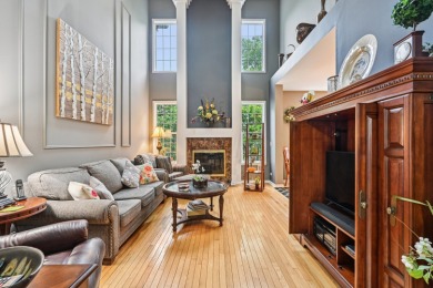 This beautifully maintained 3-bedroom, plus loft, 3.5-bath on Schaumburg Golf Club in Illinois - for sale on GolfHomes.com, golf home, golf lot