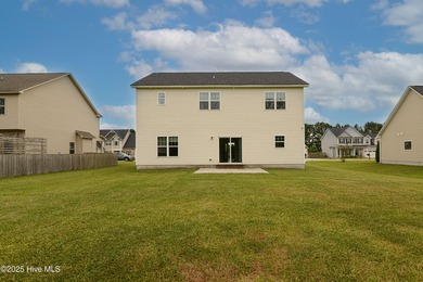 NO HOA, NO CITY TAXES MOVE IN READY! 2200 sq. feet and 4 on  in North Carolina - for sale on GolfHomes.com, golf home, golf lot