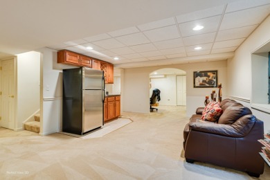 Very nice and very large two story townhome in the Odyssey on Odyssey Country Club in Illinois - for sale on GolfHomes.com, golf home, golf lot