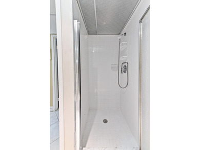 WALK IN TUB PARTIAL IMPACT GLASS WINDOWS Enjoy the comfort & on Kings Point Golf -Flanders Way in Florida - for sale on GolfHomes.com, golf home, golf lot