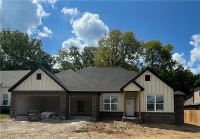 Welcome to The Greens at Sugar Creek! This charming single-level on Big Sugar Golf Club in Arkansas - for sale on GolfHomes.com, golf home, golf lot