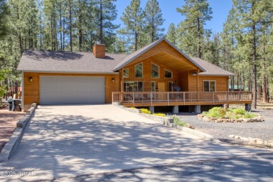 Escape to the cool pines with this single level furnished home on Pinetop Lakes Country Club in Arizona - for sale on GolfHomes.com, golf home, golf lot