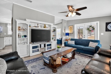 Welcome to this charming 2-bedroom, 2-bathroom home with 1,296 on Brookridge Country Club in Florida - for sale on GolfHomes.com, golf home, golf lot