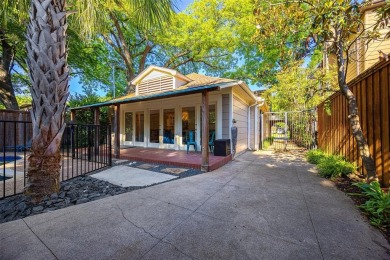 Welcome home to this classic Kessler bungalow, on a picturesque on Stevens Park Golf Course in Texas - for sale on GolfHomes.com, golf home, golf lot