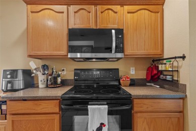 Under contract-accepting backup offers. This beautiful 3-bedroom on Lexington Oaks Golf Club in Florida - for sale on GolfHomes.com, golf home, golf lot